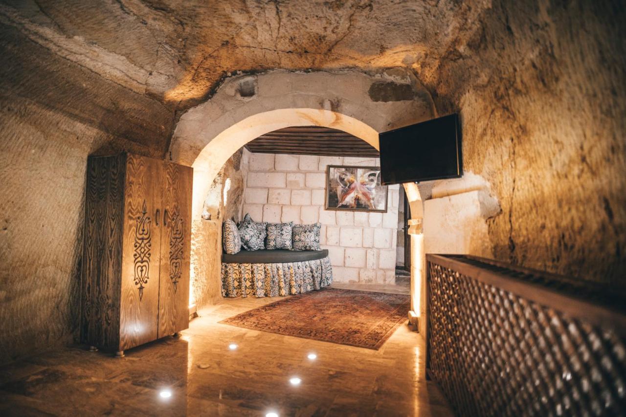 Tale Cave Inn อูร์กุบ ภายนอก รูปภาพ