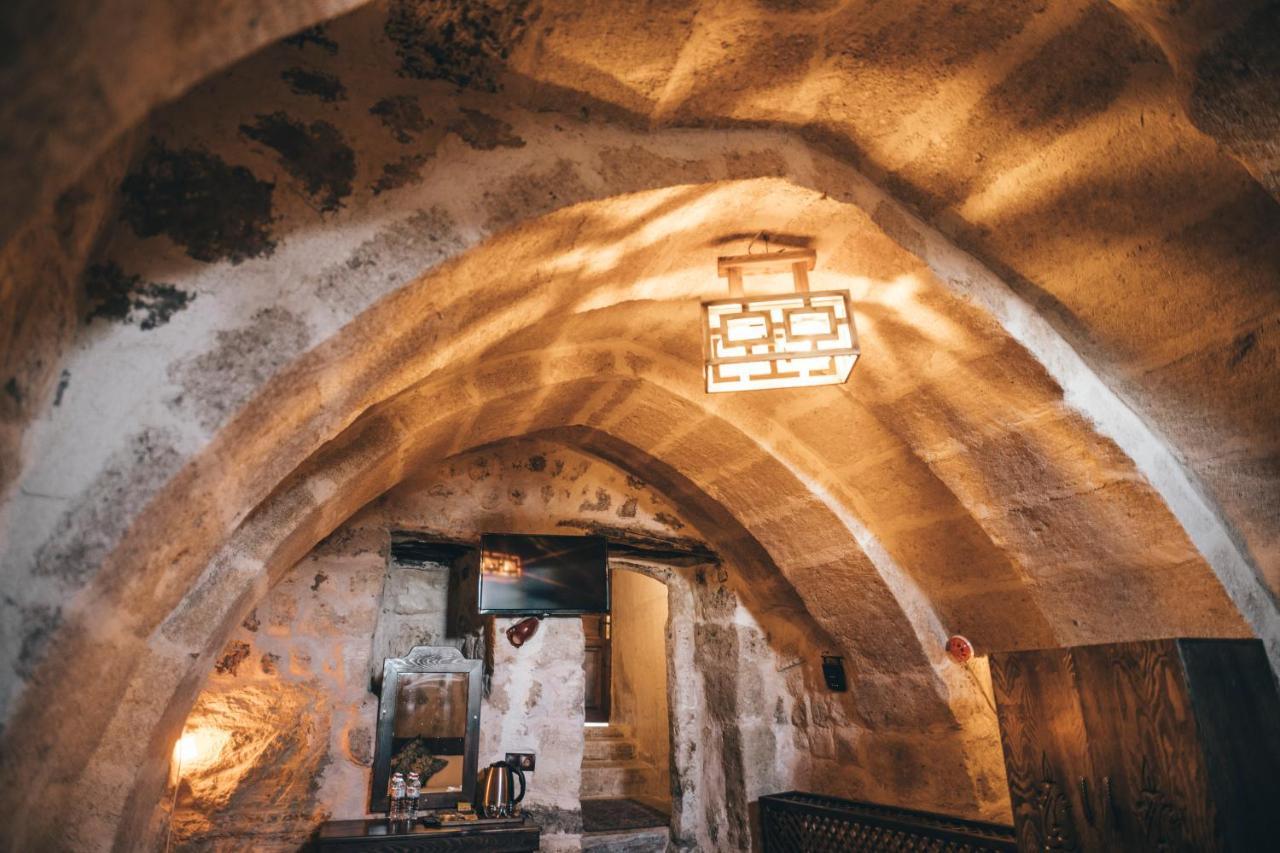 Tale Cave Inn อูร์กุบ ภายนอก รูปภาพ